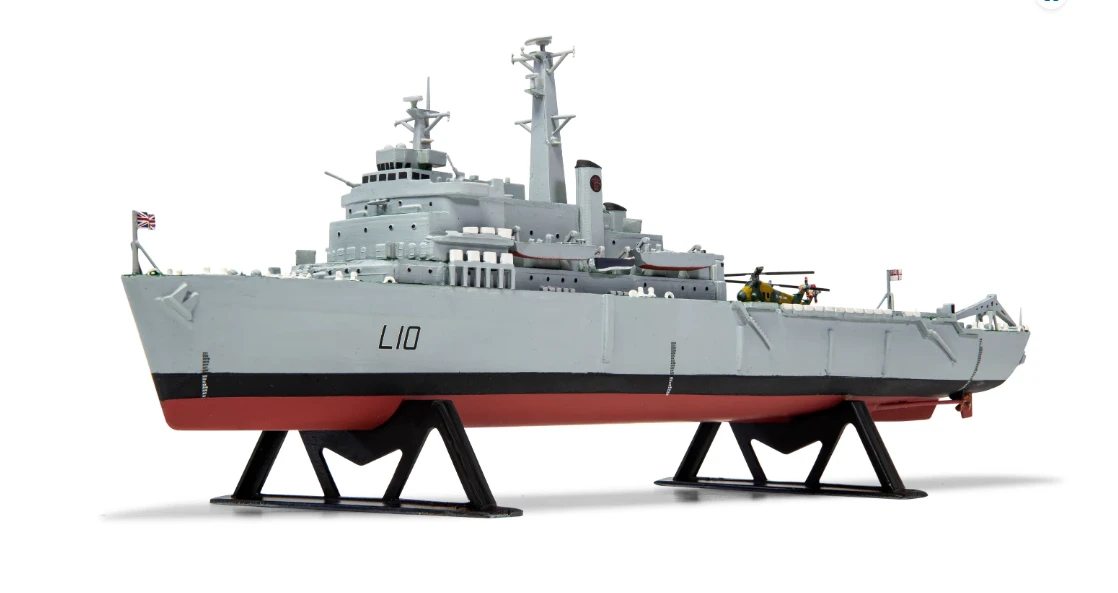 AIRFIX A03205V HMS Fearless 1/600 SCALE 6 AIRFIX A03205V HMS Fearless 1/600 SCALE - Image 4