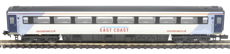 Dapol 2P-005-830 Mk3 ‘East Coast’ Livery 1st Class HST Coach ‘42215’