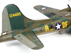 REVELL 04297 B-17F Memphis 1:48 SCALE
