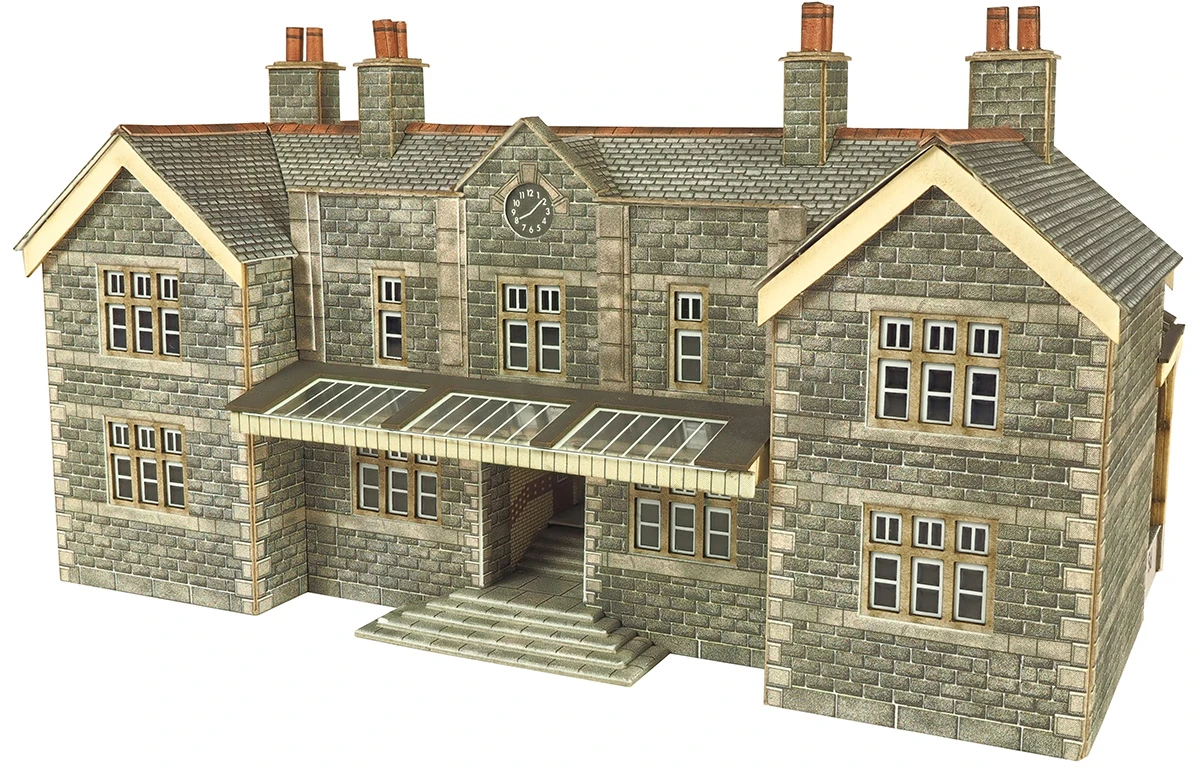 PN920 Metcalfe N Gauge Mainline Station Booking Hall Kit 3 PN920 Metcalfe N Gauge Mainline Station Booking Hall Kit