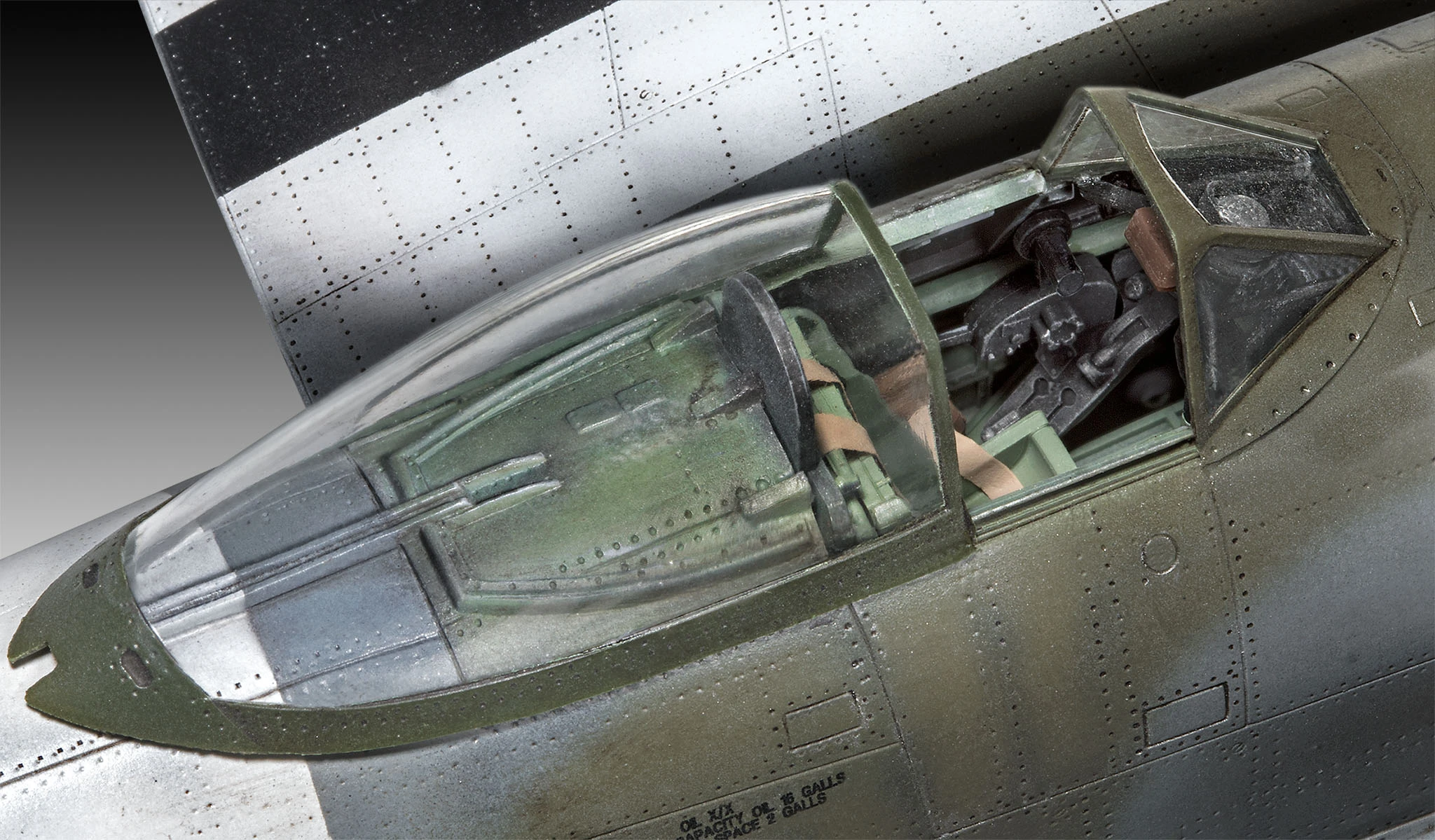 REVELL 03851 1/32 HAWKER TEMPEST MK.V 4 REVELL 03851 1/32 HAWKER TEMPEST MK.V - Image 2