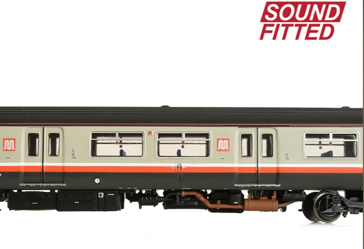 GRAHAM FARISH 371-336SF Class 150/1 2-Car DMU 150133 BR GMPTE (Regional Railways) 8 GRAHAM FARISH 371-336SF Class 150/1 2-Car DMU 150133 BR GMPTE (Regional Railways) - Image 6