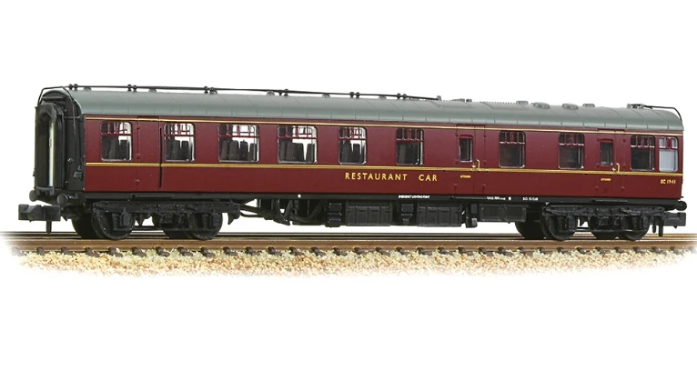 Graham Farish 374-121B N Gauge BR Mk1 RU Restaurant Unclassified BR Maroon