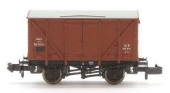 Graham Farish 377-625B BR 12T Ventilated Fruit Van BR Bauxite (Early)
