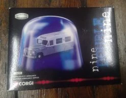 Corgi Nine Double Nine – Daimler DC27 Ambulance Croydon Ambulance Service CC06302