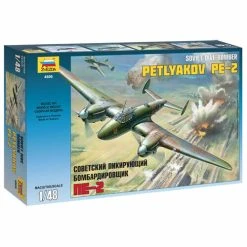 ZVEZDA 4809 Soviet Dive Bomber Petlyakov PE-2 1:48 Aircraft Model Kit