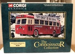 Corgi Classics Manchester Corporation Leyland Royal Tiger 34901