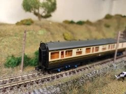 DAPOL NC-016A Collet 3rd 1086 GWR Hawksworth Coach -Warlordgames Shop c7634118acacbbf7a9cfd4cfdd648669