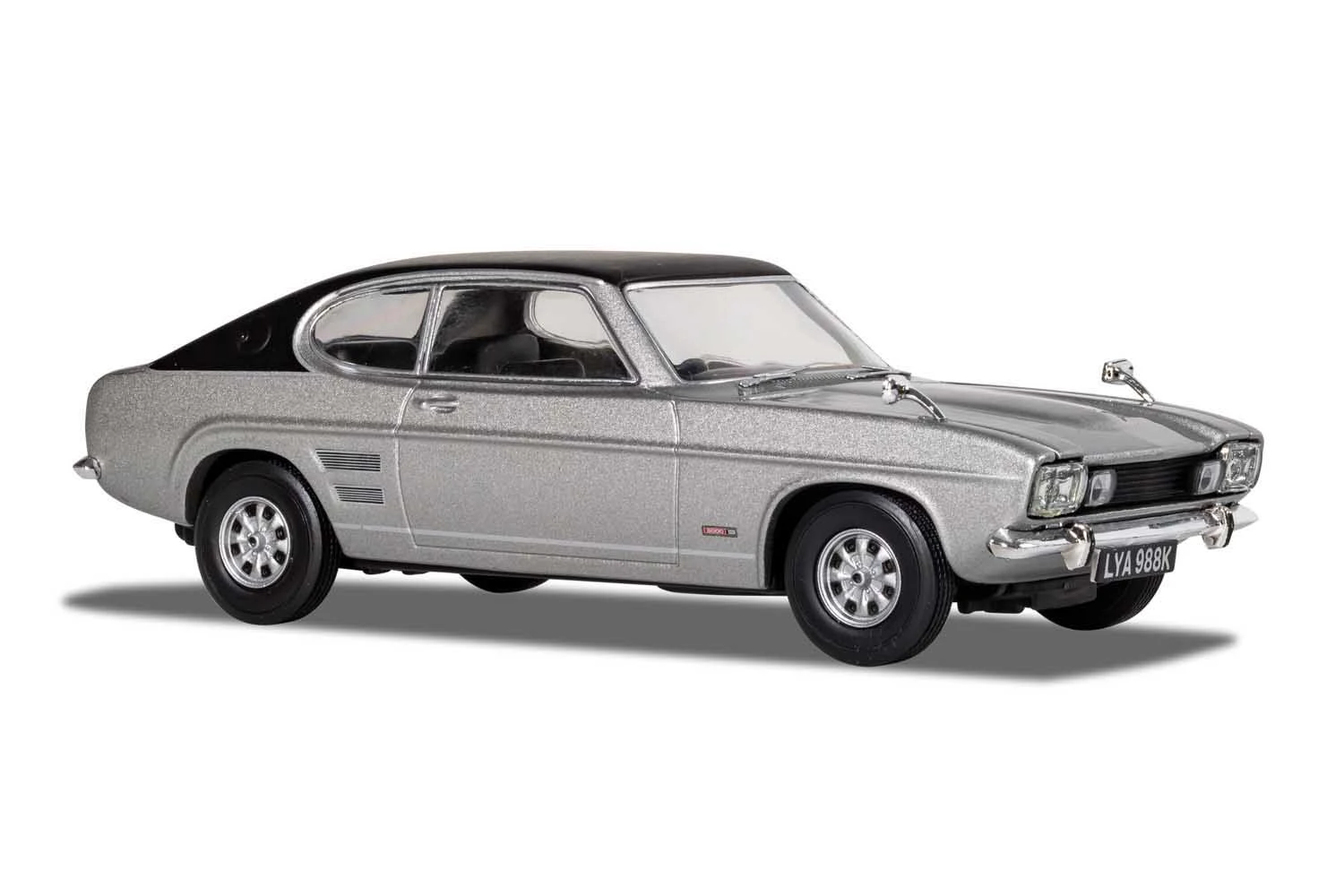CORGI VA13313 Ford Capri Mk1 3000E – Silver Fox - Image 2