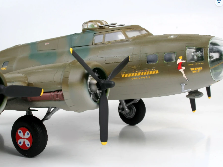 REVELL 04297 B-17F Memphis 1:48 SCALE 8 REVELL 04297 B-17F Memphis 1:48 SCALE - Image 6