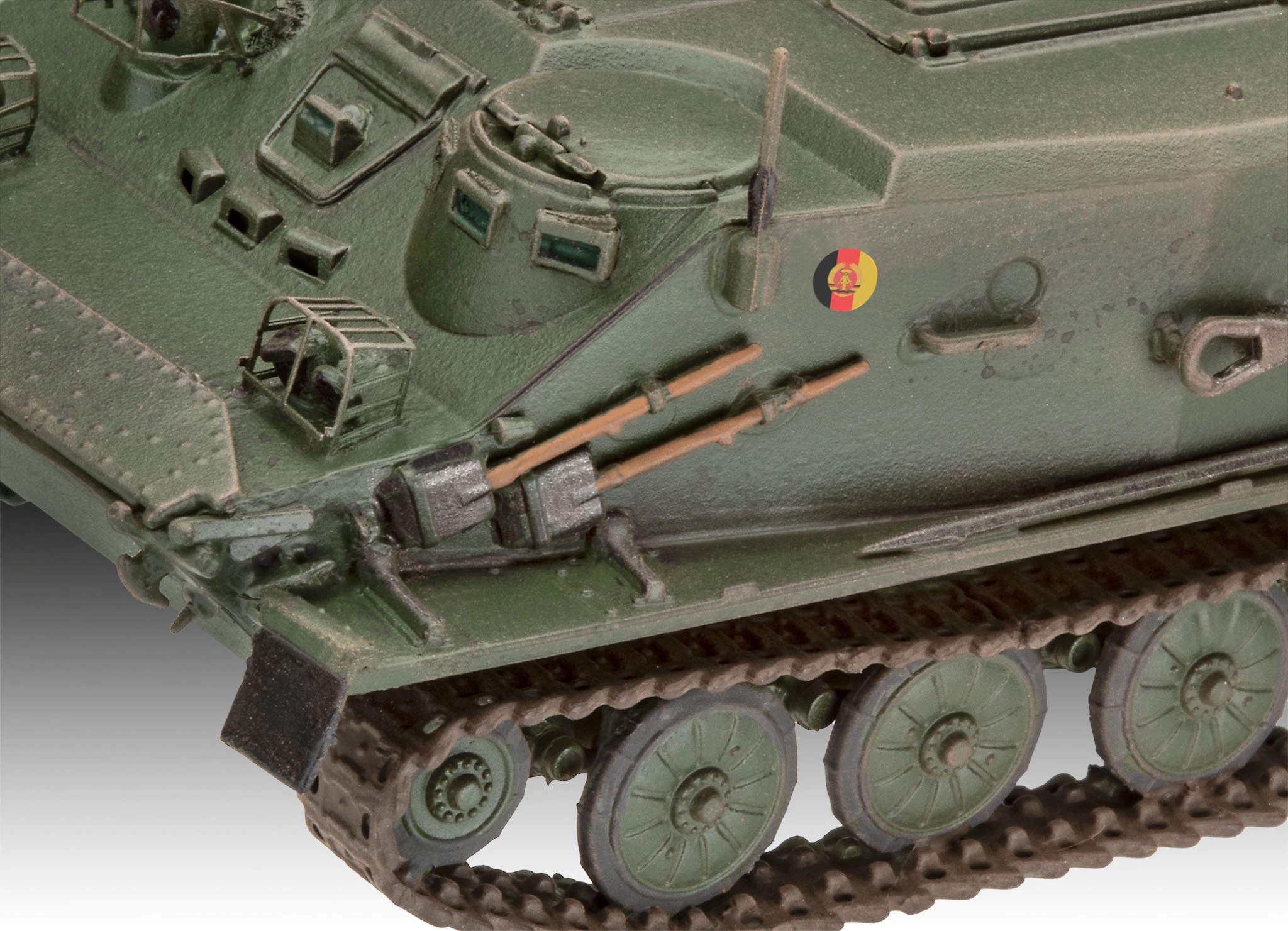 REVELL 03313 BTR-50PK 1.72 SCALE 4 REVELL 03313 BTR-50PK 1.72 SCALE - Image 2